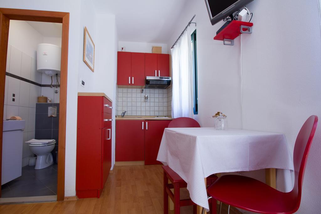 Apartments Petrinic Crnogaj Baška Kültér fotó