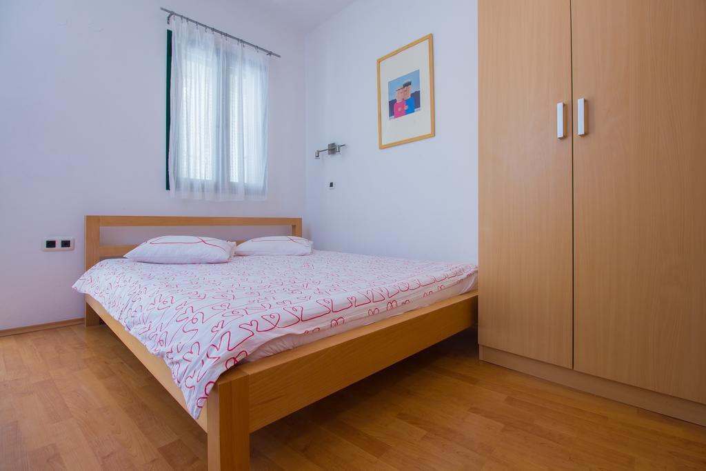 Apartments Petrinic Crnogaj Baška Kültér fotó