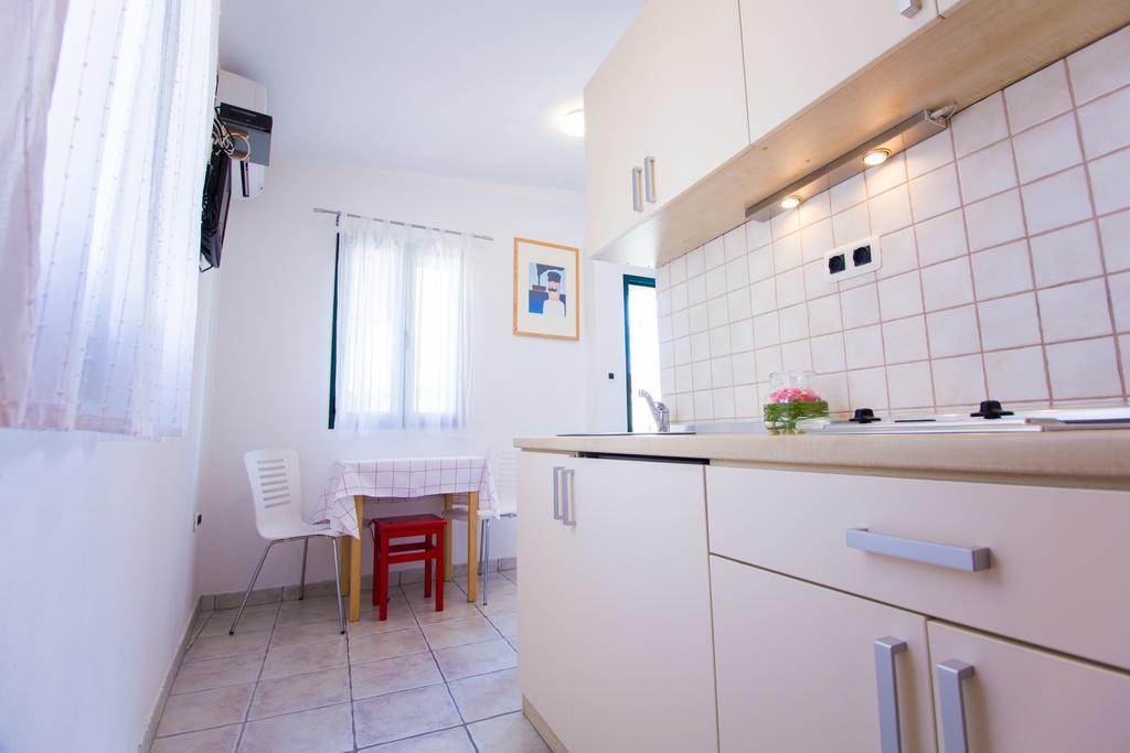 Apartments Petrinic Crnogaj Baška Kültér fotó